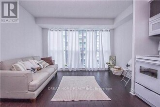 50 Town Centre Court in Toronto, ON - Building Photo - Building Photo