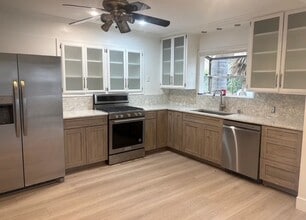 122 Castaic Ave in Pismo Beach, CA - Building Photo - Building Photo