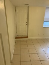 113 5th St, Unit 1 in Cambridge, MA - Building Photo - Building Photo