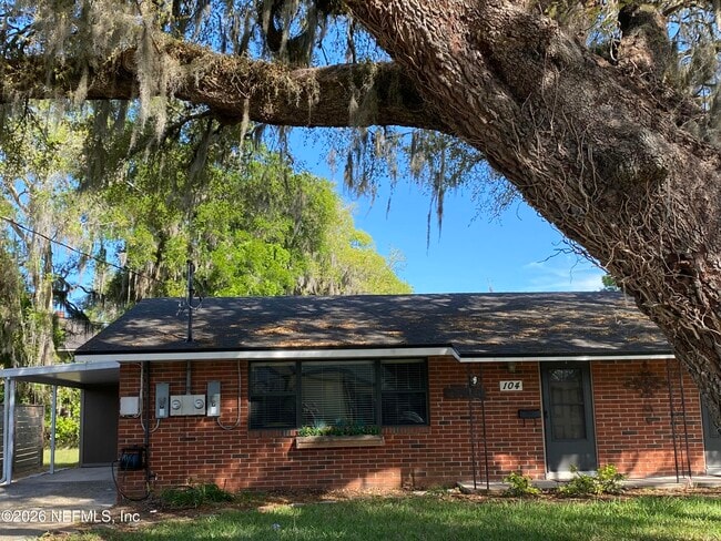 property at 104 St Elmo Rd