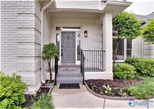 2772 Deford Mill Rd SE in Owens Cross Roads, AL - Building Photo - Building Photo