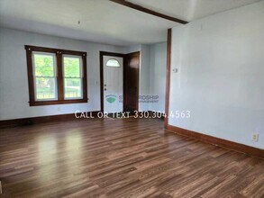 461 Elson St in Magnolia, OH - Building Photo - Building Photo