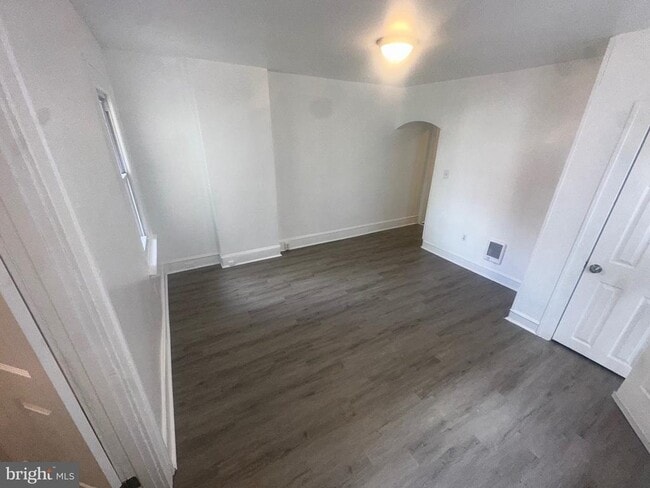 26 Cavell St in Trenton, NJ - Building Photo - Building Photo