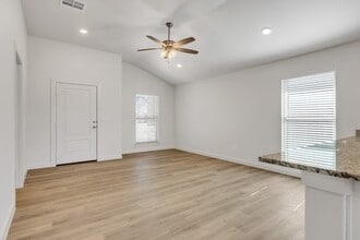 6333 Poppy Dr in Midland, TX - Building Photo - Building Photo