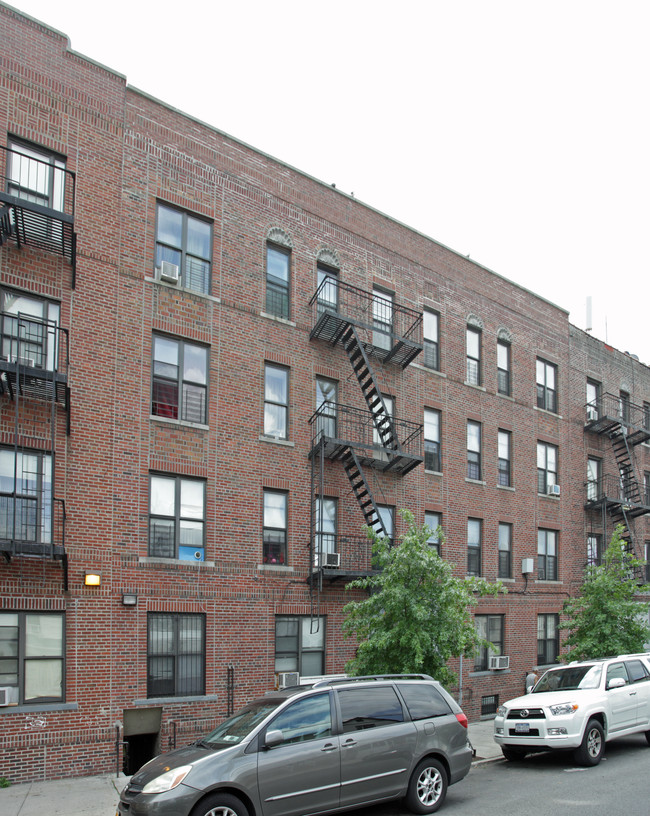 970 Belmont Ave in Brooklyn, NY - Building Photo - Building Photo