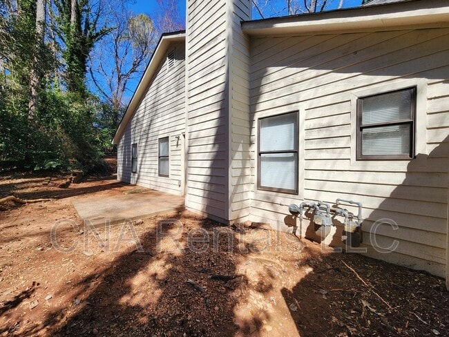 1459 N Diane Ct in Smyrna, GA - Building Photo - Building Photo