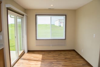 8200 Old Highway Rd in Peosta, IA - Building Photo - Building Photo