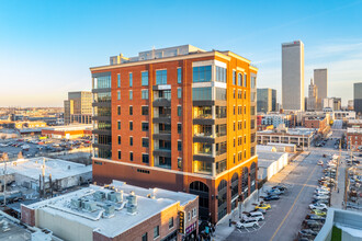 Davenport Urban Loft Condos in Tulsa, OK - Foto de edificio - Primary Photo