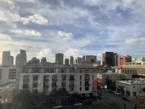 875 G St-Unit -N/A in San Diego, CA - Building Photo - Building Photo