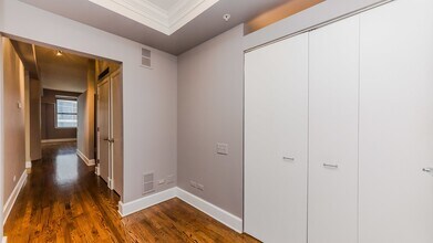 165 N Canal St, Unit 1109 in Chicago, IL - Building Photo - Building Photo