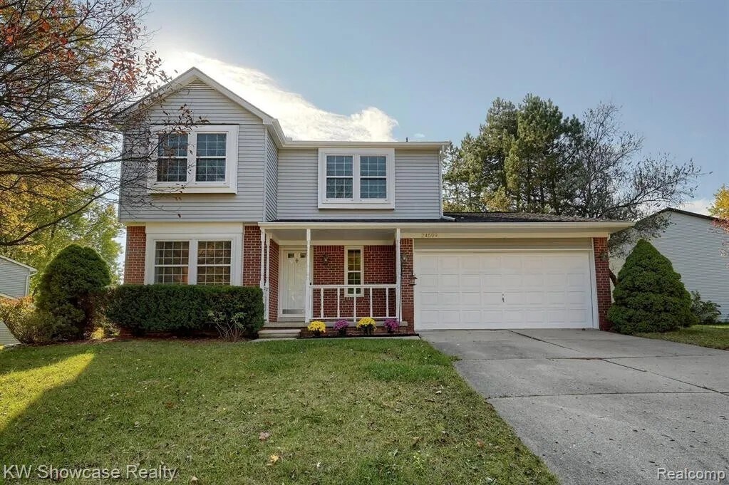 24509 Simmons Dr in Novi, MI - Foto de edificio
