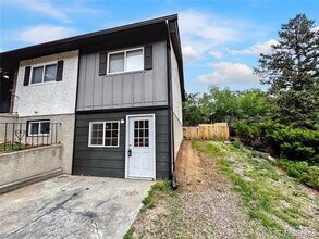 806 Paradise Ln in Colorado Springs, CO - Building Photo - Building Photo