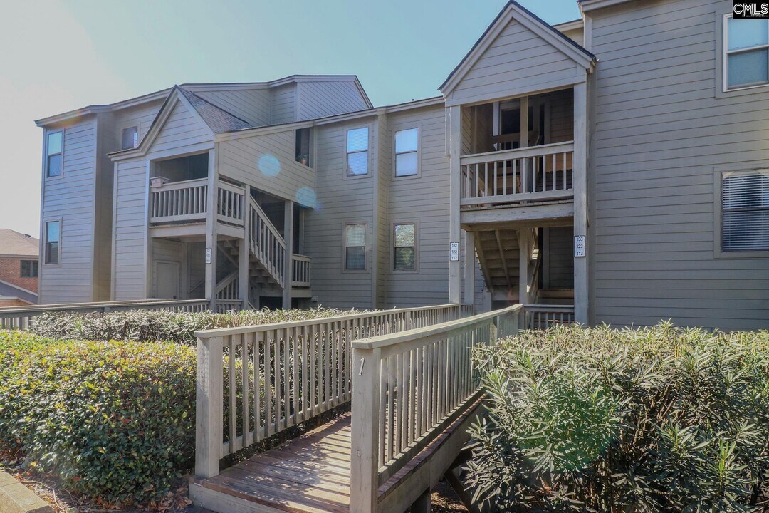 1441 Old Chapin Rd in Lexington, SC - Building Photo