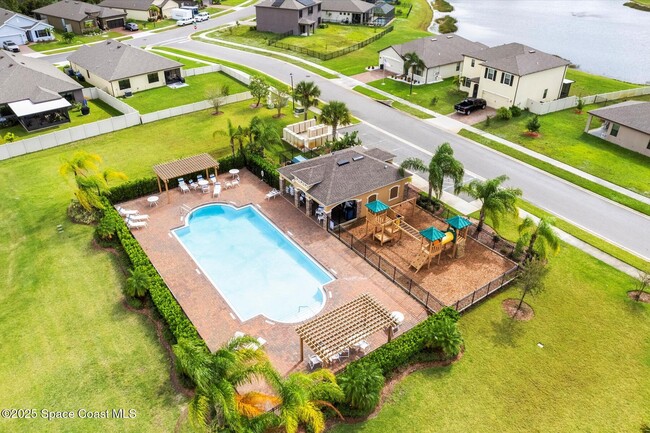 828 Old Country in Palm Bay, FL - Building Photo - Building Photo