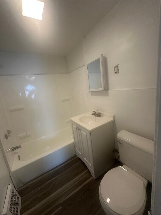 18103 Harvard Ave in Cleveland, OH - Building Photo