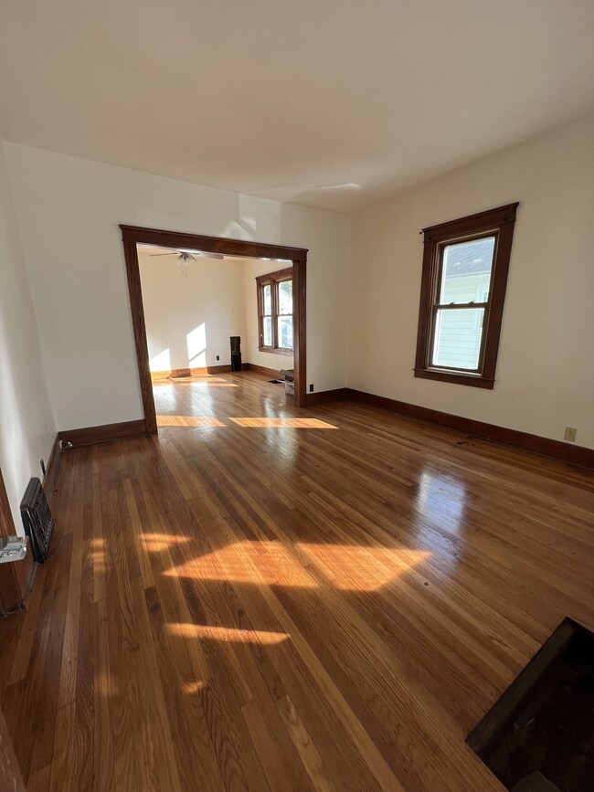 property at 1829 S Rundle Ave