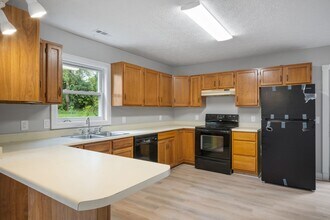 385 Warren St in Christiansburg, VA - Building Photo - Building Photo