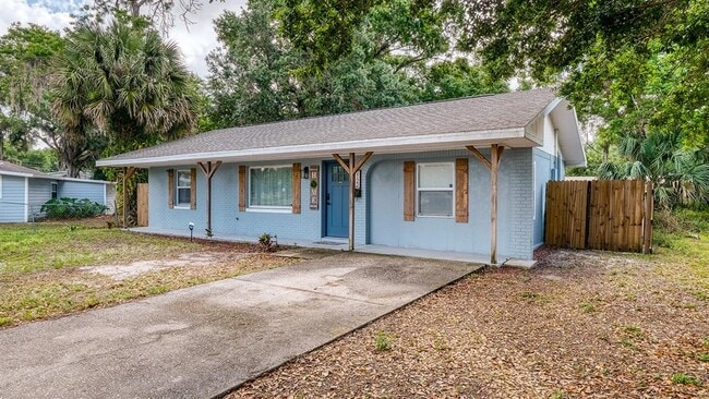 2122 Lake Blvd in Winter Haven, FL - Building Photo - Building Photo