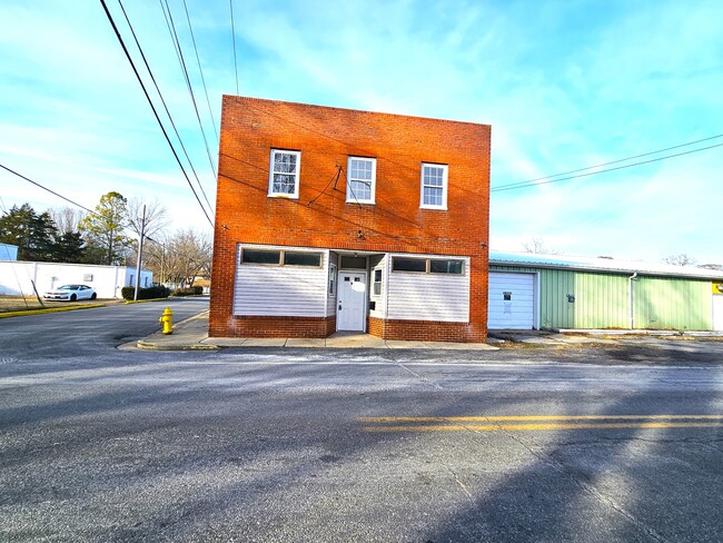 30586 Antioch Ave in Princess Anne, MD - Building Photo - Building Photo