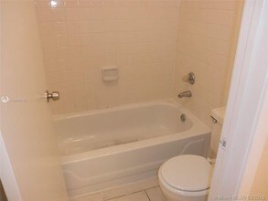 11277 W Atlantic Blvd-Unit -3J7 in Coral Springs, FL - Building Photo - Building Photo