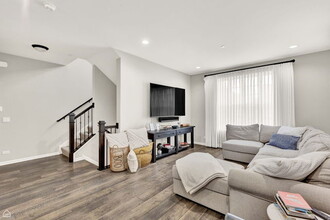 809 Lee St in Des Plaines, IL - Building Photo - Building Photo