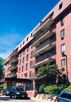 125 Pleasant St in Brookline, MA - Building Photo