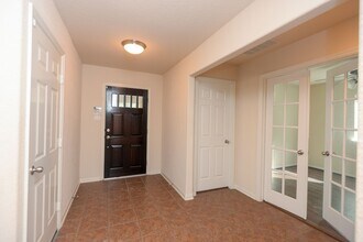 5923 Bonita Creek in Missouri City, TX - Building Photo - Building Photo