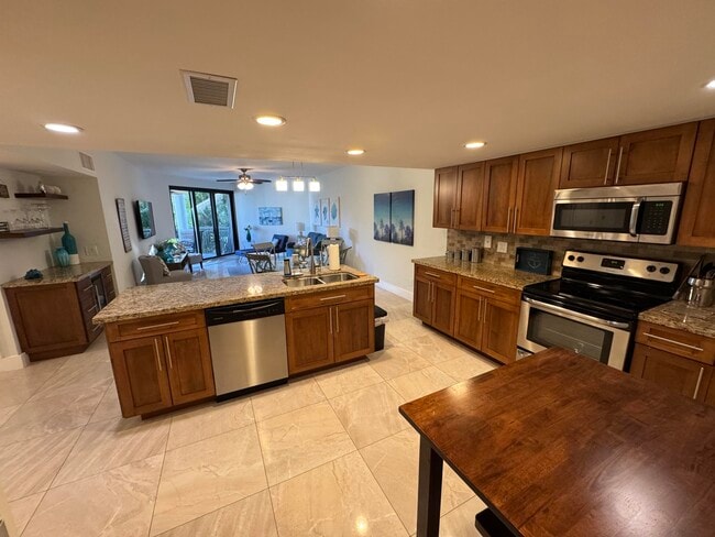 1800 Atlantic Blvd in Key West, FL - Building Photo - Building Photo