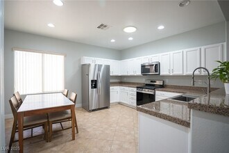 10931 Snow Cloud Ct in Las Vegas, NV - Building Photo - Building Photo