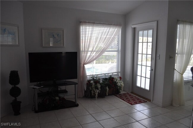 property at 431 Dundee Ct