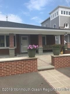 5 Marius Ln in Sea Bright, NJ - Building Photo