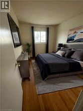 106 Cornerbrook Crescent in Waterloo, ON - Building Photo - Building Photo