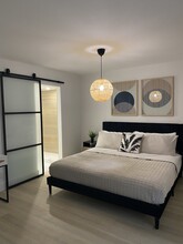 111 Mansfield C, Unit New Boca Villa in Boca Raton, FL - Building Photo - Building Photo