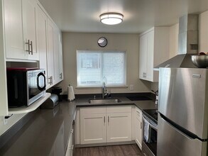 2870 Lincoln Ave, Unit 8 in Yountville, CA - Building Photo - Building Photo