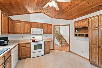 7293 159th St W in Apple Valley, MN - Building Photo - Building Photo