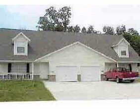3044 W Marigold Dr in Fayetteville, AR - Building Photo - Building Photo