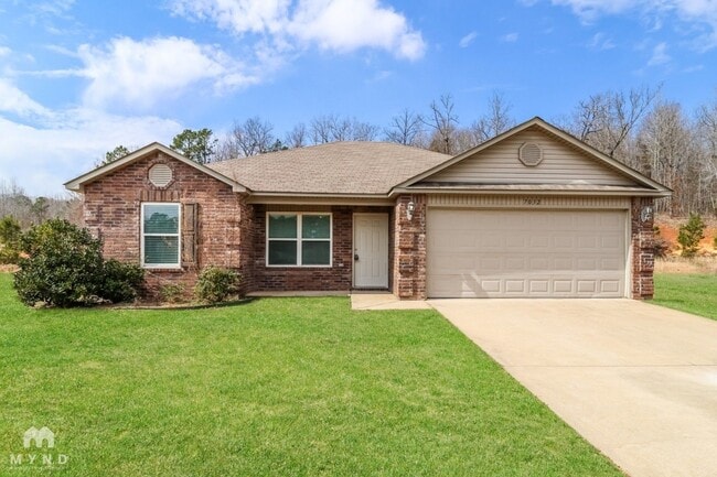 property at 7032 Pearl Vly Cv