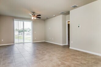 824 Rivers Crossing St in Clermont, FL - Building Photo - Building Photo