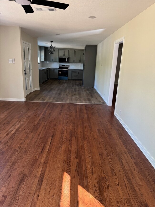 805 Ross Trail in Arlington, TX - Building Photo - Building Photo