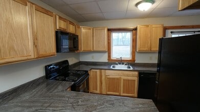 19 Willys Wy in Ellsworth, ME - Building Photo - Building Photo