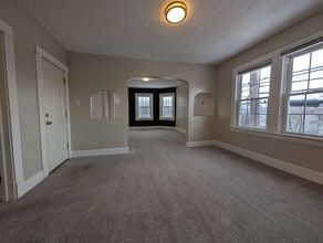 1476 W 107th St in Cleveland, OH - Building Photo - Building Photo