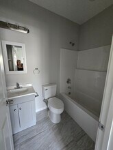 2212 S 1st Ave, Unit 2212 s 1st Ave  #1- 2 bed in Union Gap, WA - Building Photo - Building Photo