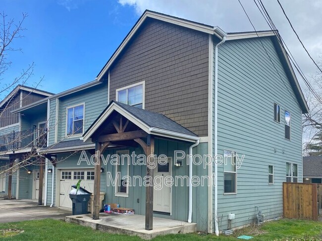 property at 1645 NW Kings Blvd