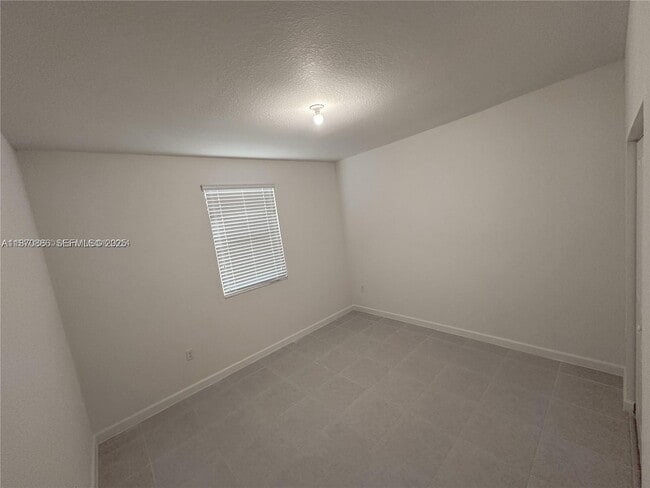 14804 SW 162nd St in Quail Heights, FL - Building Photo - Building Photo