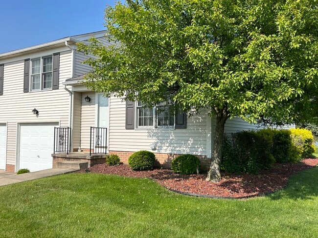 651 Sturbridge Dr in Medina, OH - Building Photo - Building Photo