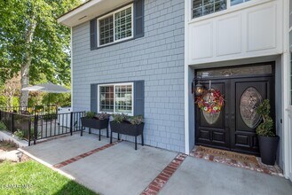 32149 Lake Meadow Ln in Westlake Village, CA - Building Photo - Building Photo