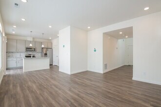 4654 N Tower Dr in Denver, CO - Building Photo - Building Photo