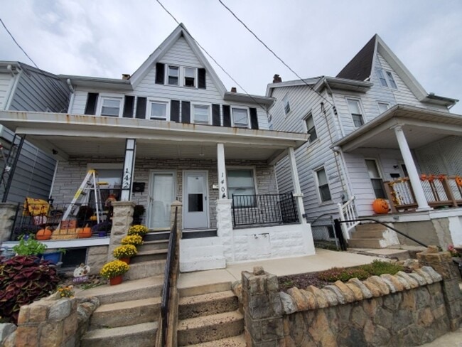 property at 140 S 2nd St