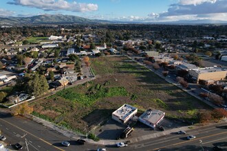 37358-37494 Fremont Blvd in Fremont, CA - Building Photo - Building Photo