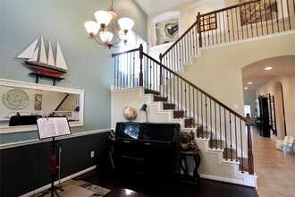 10202 Gallowgate Ln in Richmond, TX - Foto de edificio - Building Photo